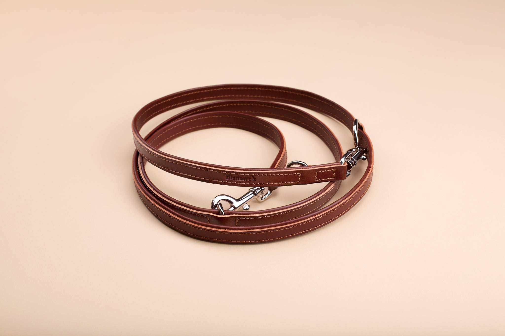 Leather Leash in Cognac